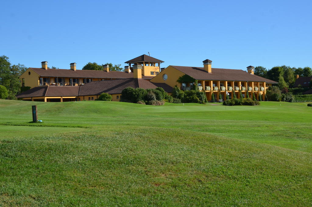 Golf Hotel Castelconturbia Agrate Conturbia Esterno foto