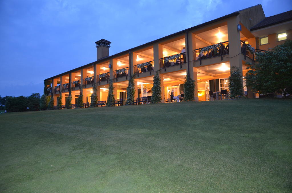Golf Hotel Castelconturbia Agrate Conturbia Esterno foto