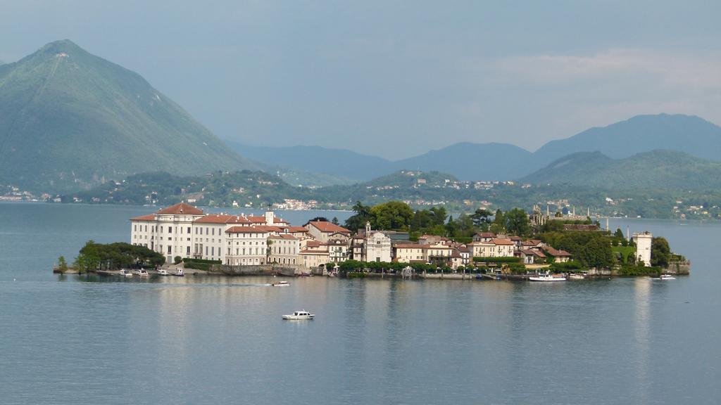 Golf Hotel Castelconturbia Agrate Conturbia Esterno foto