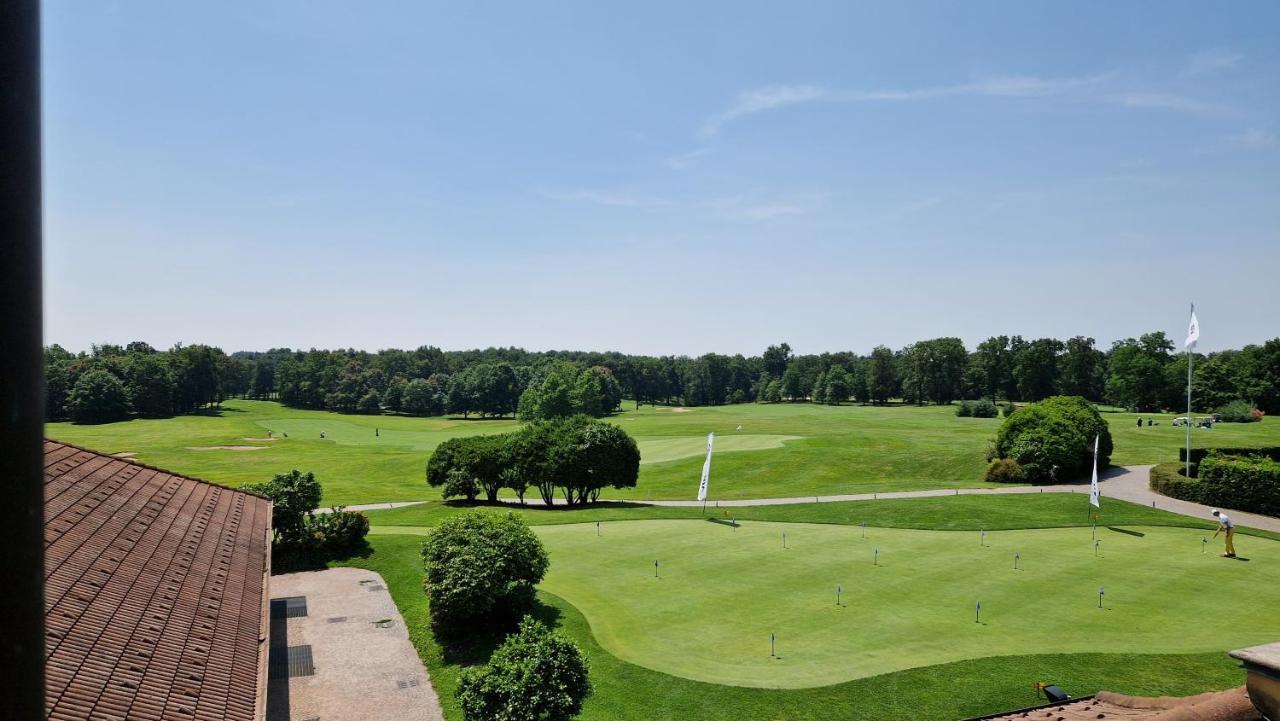 Golf Hotel Castelconturbia Agrate Conturbia Esterno foto